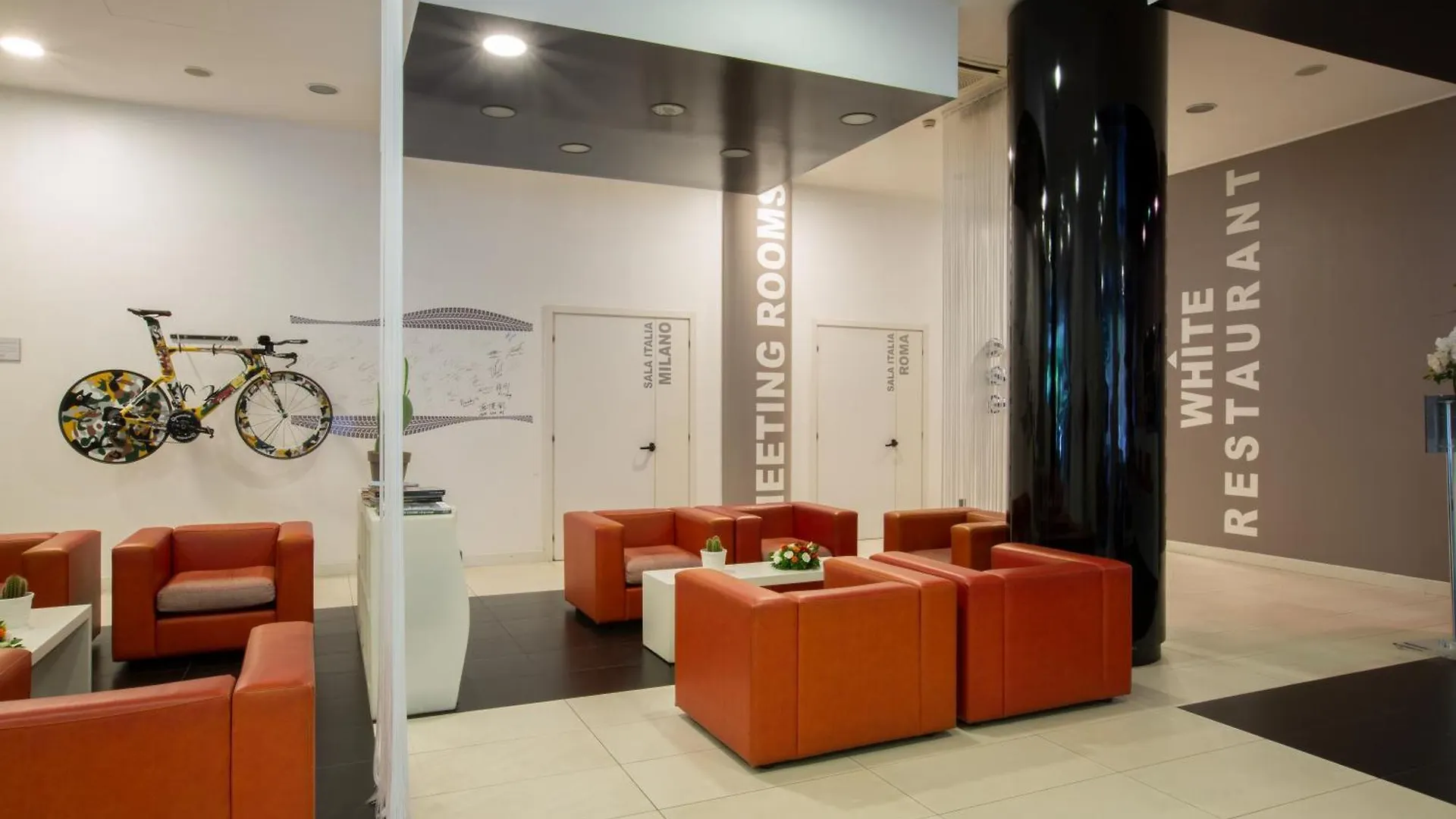 Euro Hotel Residence 콘고레초